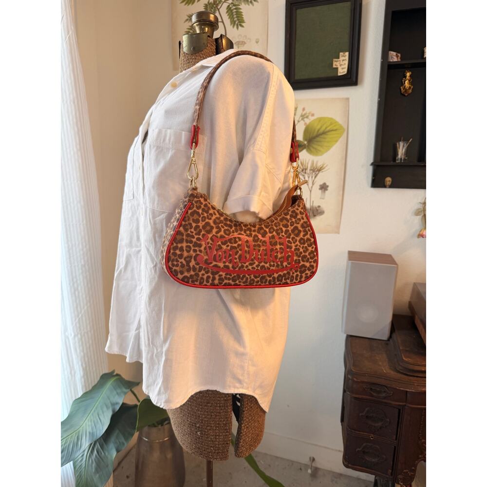 Von Dutch Leopard Print Haircalf Shoulder Bag Y2K Red Trim Baguette Purse NWOT - Picture 2 of 3